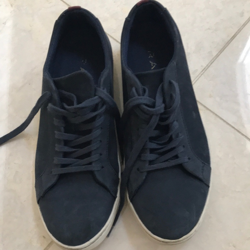 Rail fashion shoes